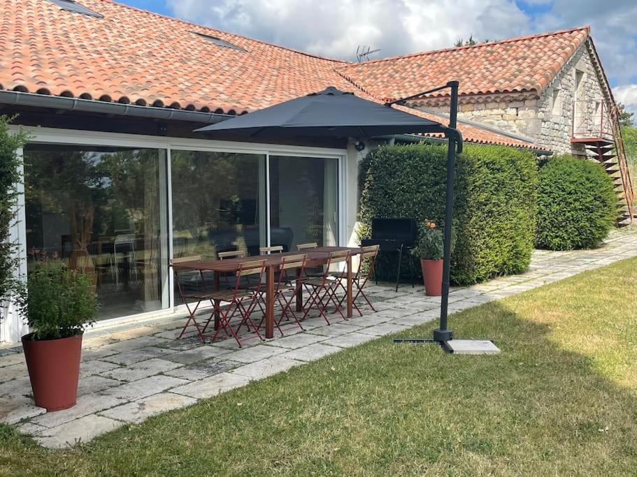 Grange Renovee Du Xviiieme Siecle L'Hospitalet (Lot) Exterior foto
